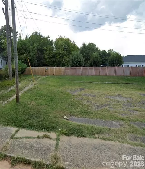 1505 S Marietta St, Gastonia, NC 28054