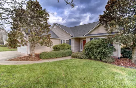 244 Running Briar Rd, Fletcher, NC 28732