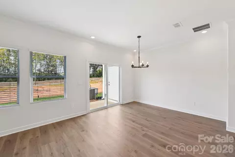 433 Markridge Loop, Fort Mill, SC 29708 photo 4
