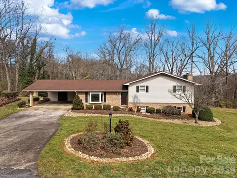 550 32nd Avenue Nw Dr NW, Hickory, NC 28601