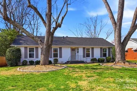 6020 Rose Valley Dr, Charlotte, NC 28210