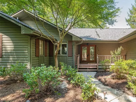 Exterior - 204 Greenleaf Dr, Flat Rock, NC 28731 photo 4 of 12