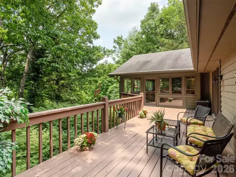 Exterior - 204 Greenleaf Dr, Flat Rock, NC 28731 photo 11 of 12