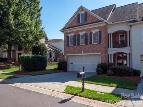 11724 Easthampton Cir, Charlotte, NC 28277