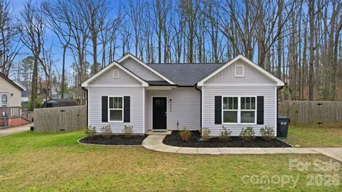 6610 Bluestone Ct, Charlotte, NC 28212