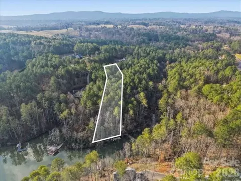 108 Rivercliff W Dr W, Connelly Springs, NC 28612