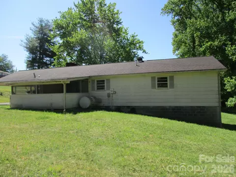 225 Davis Rd, Crumpler, NC 28617 photo 40