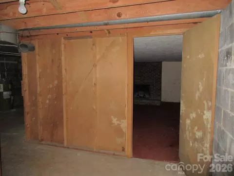 225 Davis Rd, Crumpler, NC 28617 photo 31