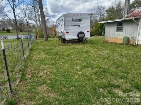 Other - 101 Knight Dr, Clyde, NC 28721 photo 3 of 8