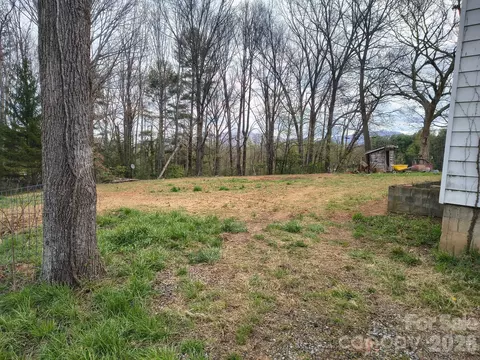 Exterior - 101 Knight Dr, Clyde, NC 28721 photo 5 of 5