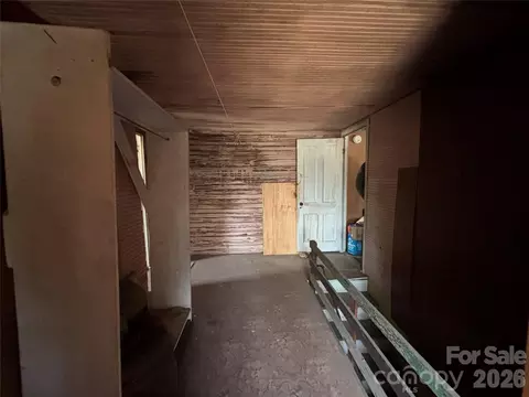 Entry Way - 101 Knight Dr, Clyde, NC 28721 photo 1 of 2