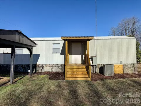 Exterior - 7555 Palm Tree Dr, Vale, NC 28168 photo 3 of 4