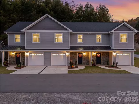 100 Red Twig Unit 102 Ln UNIT 102, Burnsville, NC 28714
