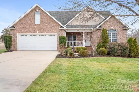 129 Postell Dr, Statesville, NC 28625