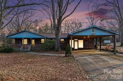 1343 Cedar Pines Lake Rd, Lancaster, SC 29720