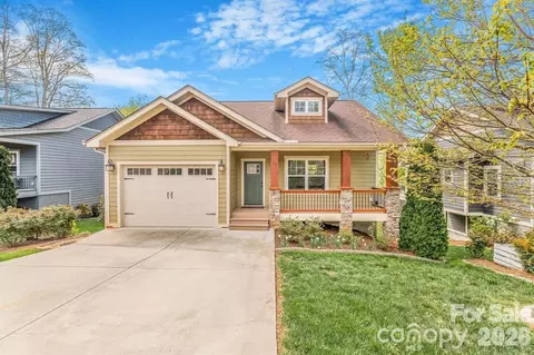 30 Asher Ln, Arden, NC 28704