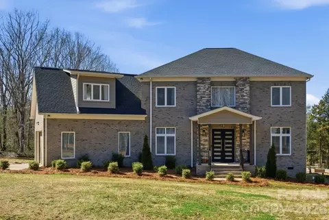 7609 Water Oak Ln, Monroe, NC 28110