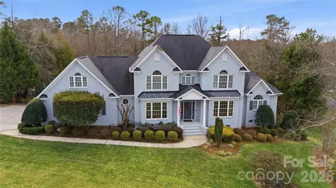 704 Mayfield Ct, Fort Mill, SC 29715