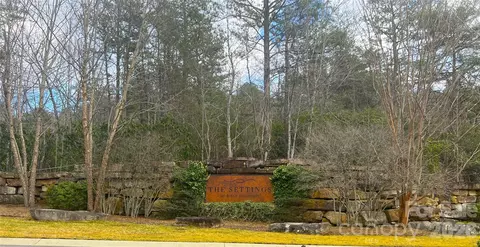75 Cottage Settings Ln, Black Mountain, NC 28711