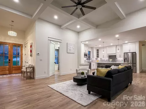 1322 Kensington Cir, Newton, NC 28658