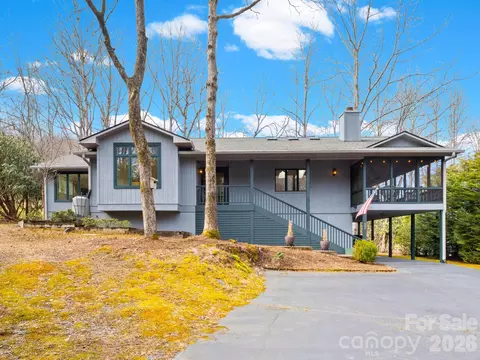 33 Ugedaliyvi Ct, Brevard, NC 28712