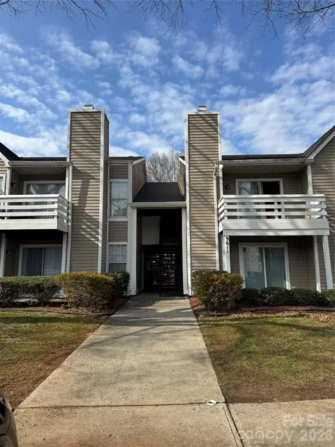 9611 Vinca G Cir #G, Charlotte, NC 28213