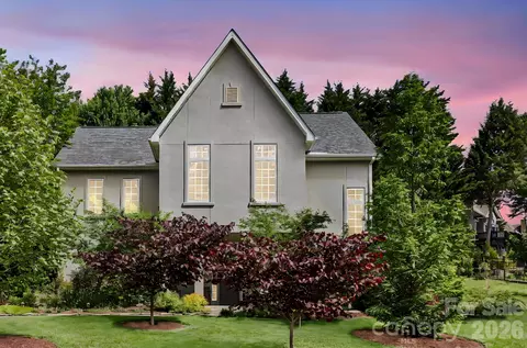 405 Mistletoe Trl, Hendersonville, NC 28791
