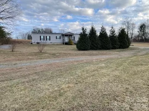 937 Drucilla Church Rd, Dysartsville, NC 28761