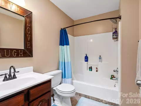 Bath - 26 Morrow Dr, Fairview, NC 28730 photo 3 of 4