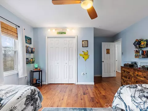 Bedroom - 26 Morrow Dr, Fairview, NC 28730 photo 6 of 9