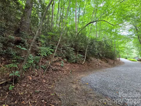 230 Serendipity 105 Ln #105, Waynesville, NC 28785