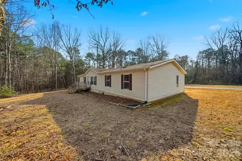 107 10th Ne St NE, Hildebran, NC 28637