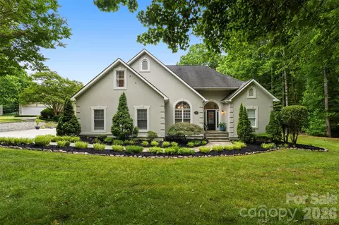 105 Ridge Top Rd, Mooresville, NC 28117