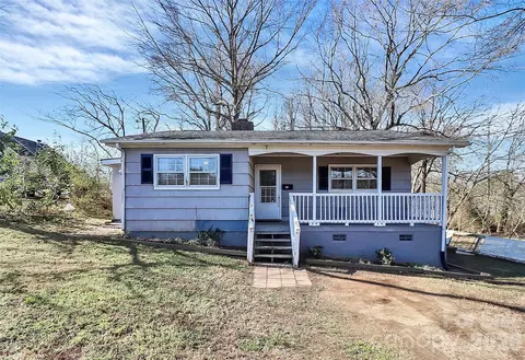 507 N Mulberry St, Cherryville, NC 28021