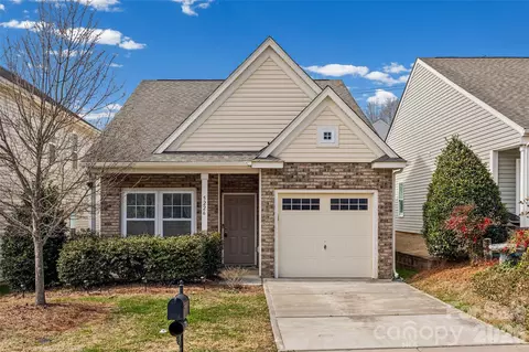 5226 Crystal Lakes Dr, Rock Hill, SC 29732