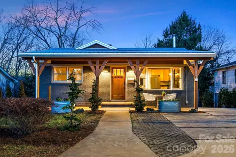 170 Riverview Dr, Asheville, NC 28806