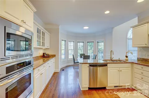Kitchen - 21308 Araglin Ct, Cornelius, NC 28031 photo 5 of 5