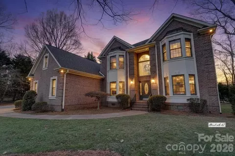 21308 Araglin Ct, Cornelius, NC 28031