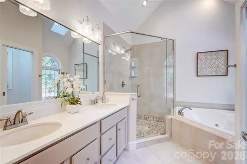 Bath - 21308 Araglin Ct, Cornelius, NC 28031 photo 1 of 6