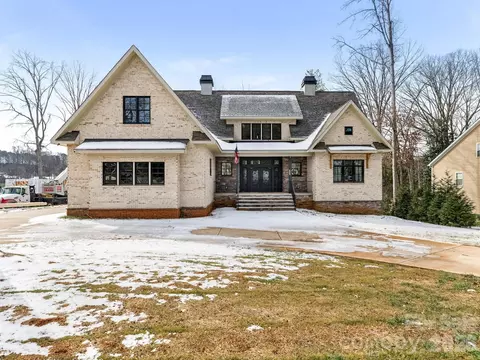 354 Catalina 24 Dr #24, Mooresville, NC 28117
