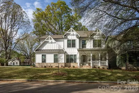 1607 Chippendale Rd, Charlotte, NC 28205