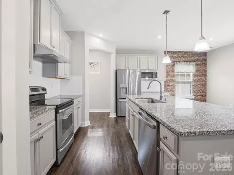 Kitchen - 7072 Kenyon Dr, Denver, NC 28037 photo 1 of 1