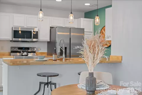 40 Foxden 204 Dr #204, Fletcher, NC 28732