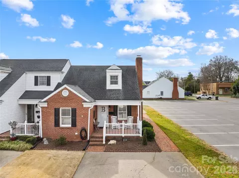 117 Main W St W, Cherryville, NC 28021