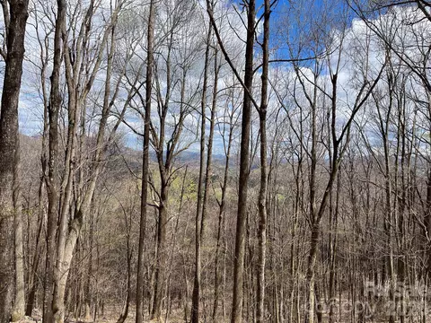 286 Frontier Dr, West Jefferson, NC 28694