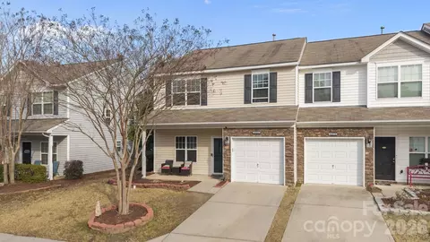 14062 Singleleaf Ln, Charlotte, NC 28278