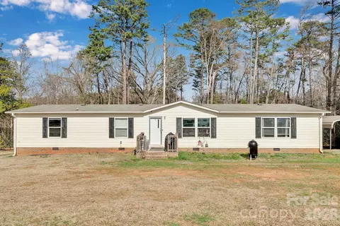 812 Dallas Spencer Mtn Rd, Dallas, NC 28034