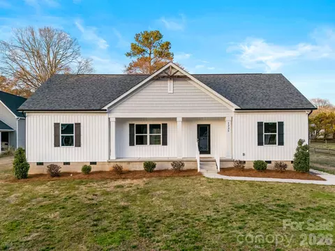 1235 Branch 3 St #3, Lancaster, SC 29720