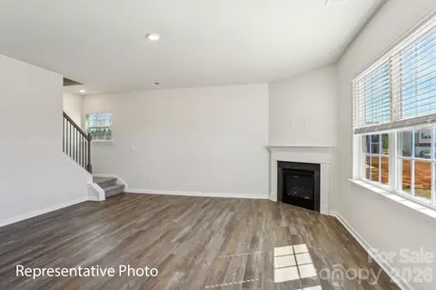 1611 Secrest Commons Dr, Monroe, NC 28112 photo 2