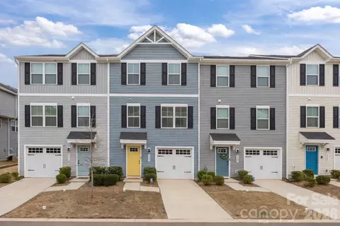 3021 Fiddlewood St, Charlotte, NC 28214